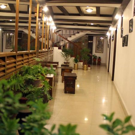 Hotel Tarayana 강토크 외부 사진