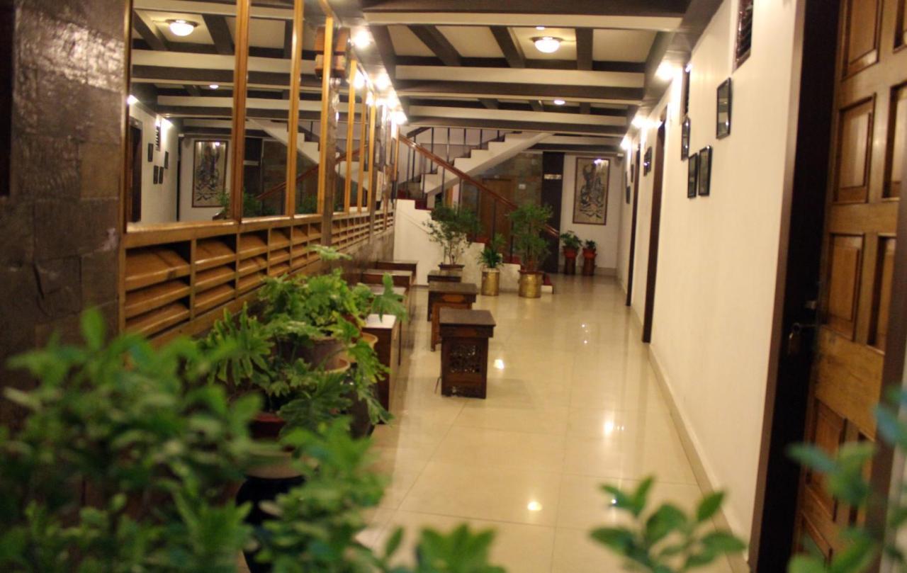 Hotel Tarayana 강토크 외부 사진