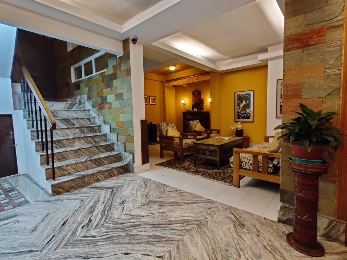 Hotel Tarayana 강토크 외부 사진