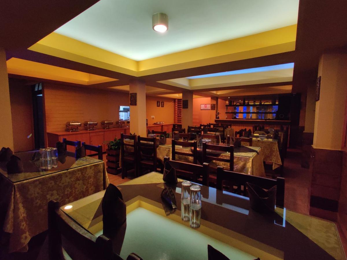 Hotel Tarayana 강토크 외부 사진