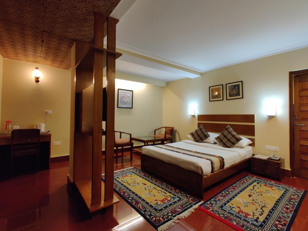 Hotel Tarayana 강토크 외부 사진