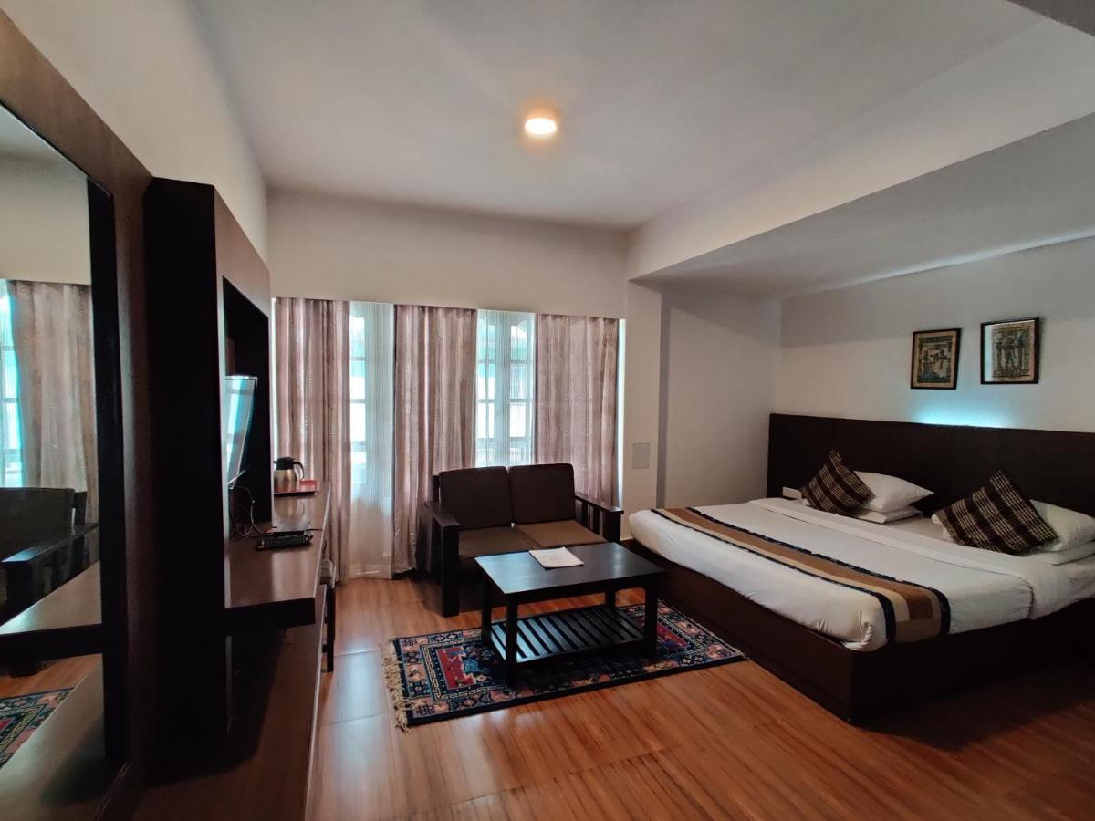 Hotel Tarayana 강토크 외부 사진